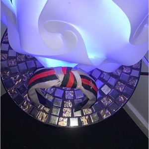 Ladies fashion headband